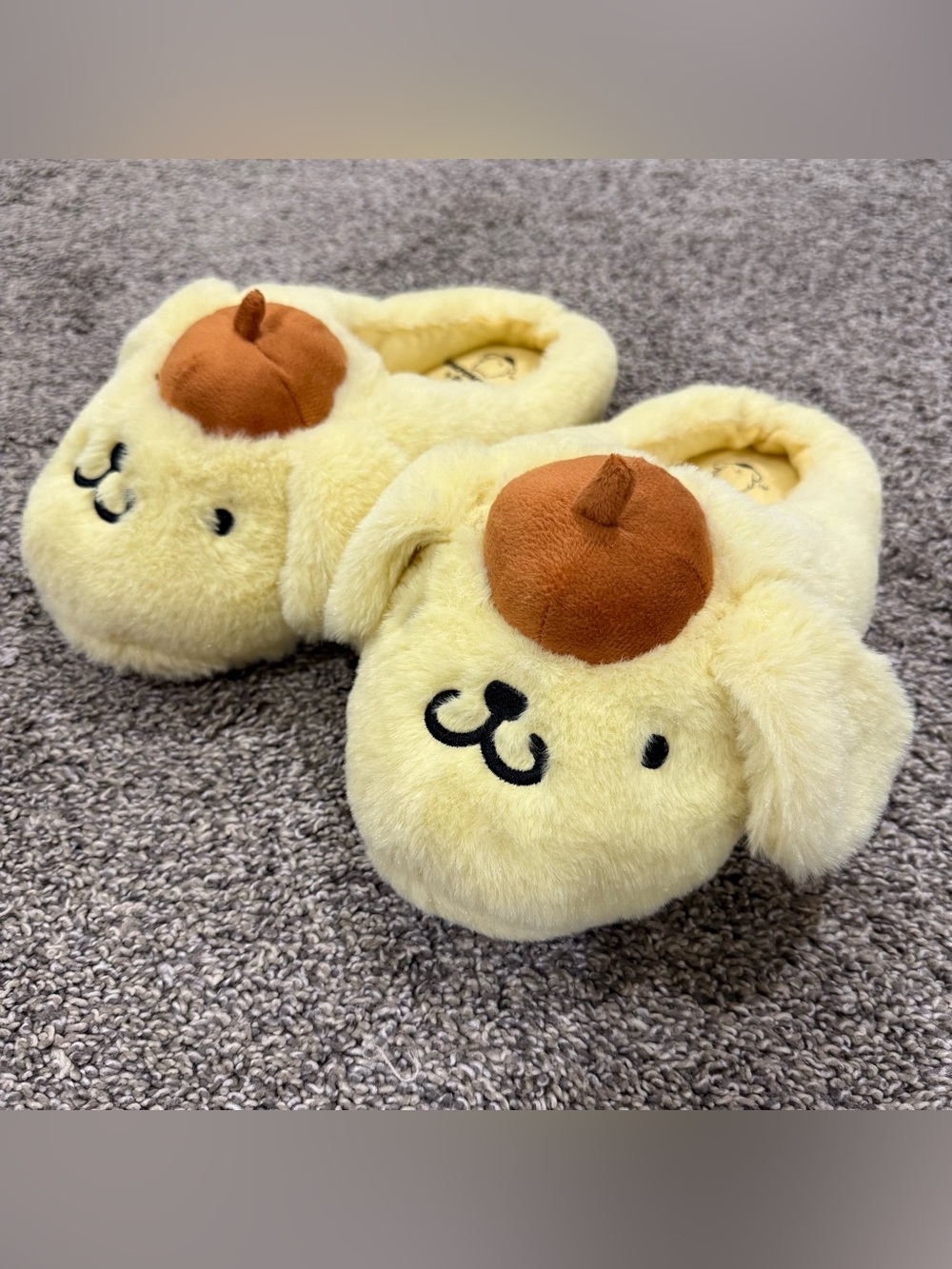 Sanrio Pompompurin Slippers Women 7-8 Yellow Plush House Shoes Cozy Lounge⁠